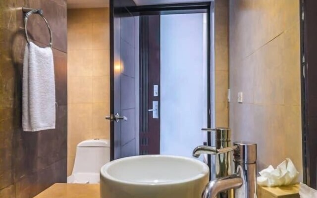 Beachfront Penthouse With Private Pool, Amazing!