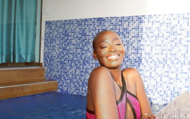 Vogue Beach Resort