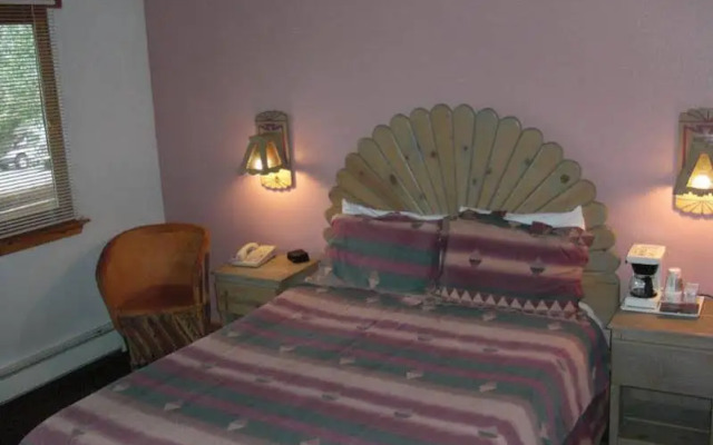 Sun God Lodge