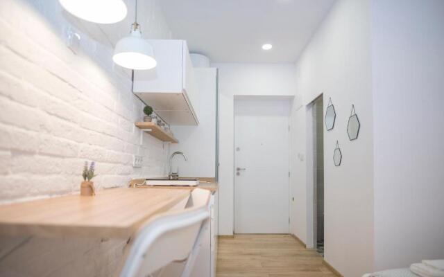 "D&M" Studio Apartments