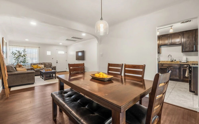 Campbell - Foodie Paradise w Pool Games Nightlife