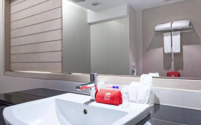 ZEN Premium Phangmuang Sai Kor Road