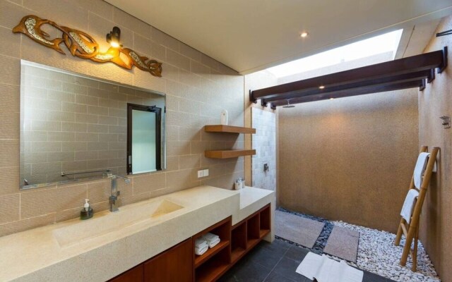 Modern 3-bedroom Puteri Villa