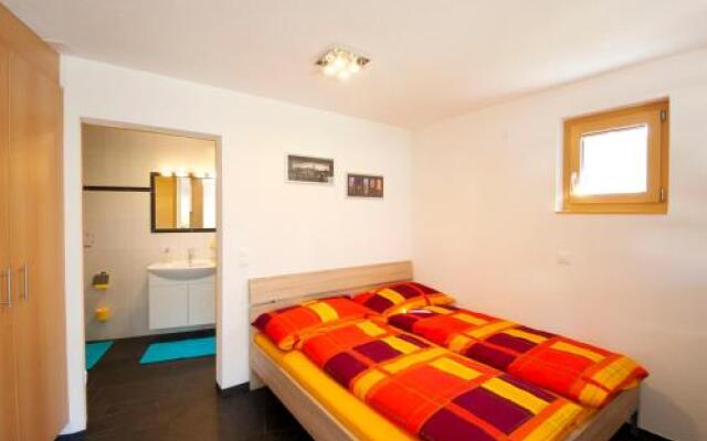 Ferienwohnung Neuhäusler, Schinnas Sura 799