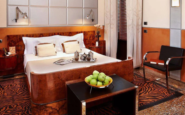 Ca' Pisani Deco Design Hotel