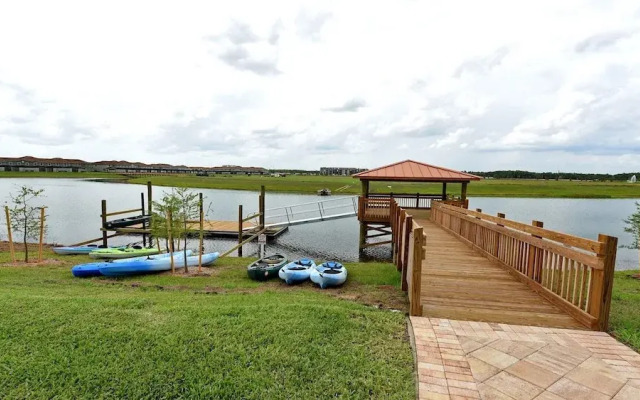 Storey Lake 9BR Wonderland Home 2852
