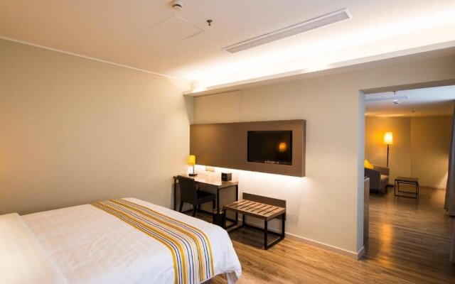 Home Inn Plus Nanjing Xinjiekou