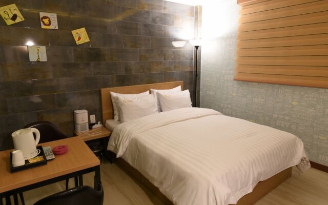 Hotel Yaja Jecheon Station