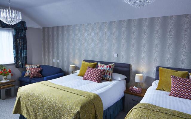 Drayton Court Hotel