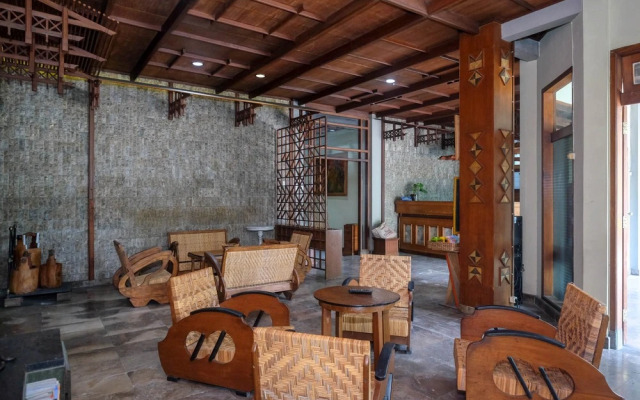 Urbanview Hotel Syariah Wisnugraha by RedDoorz