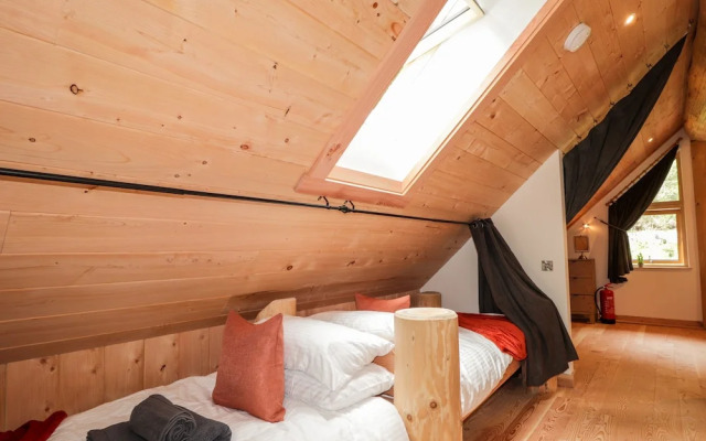 Pine Marten Lodge