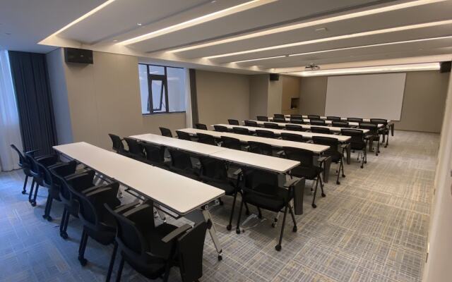 The Skytel Hotel Shenzhen Central Park