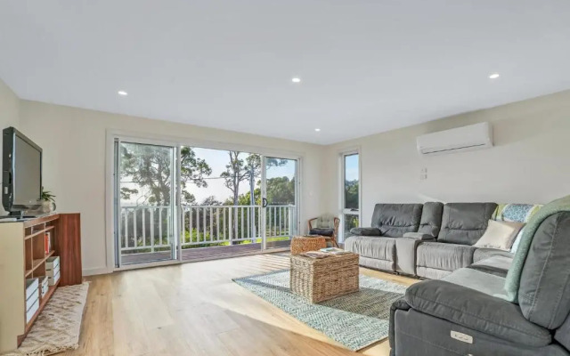 Beach House on Bentley