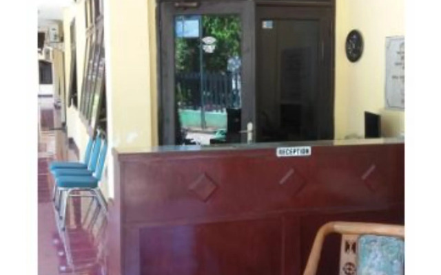 Wisma Tamu Surabaya by ZUZU