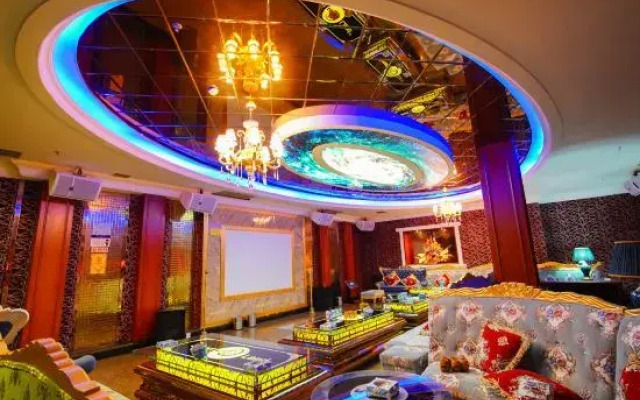 Star Hotel