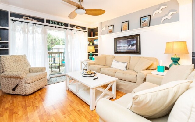 Ocean Glass Inn Condominiums