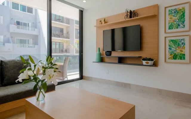 Oceana-212 by Playa District