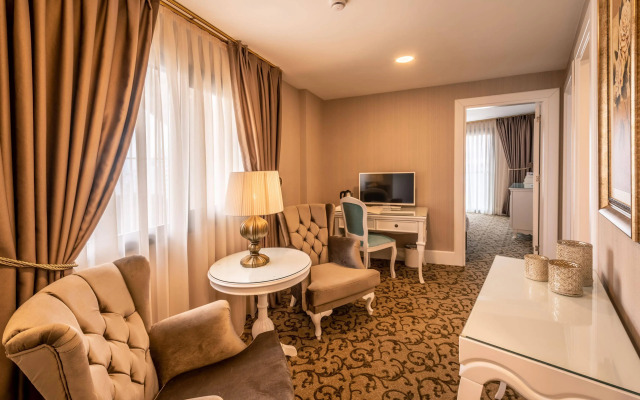 Vuni Palace Hotel