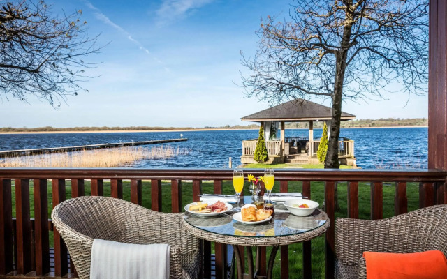 Wineport Lodge