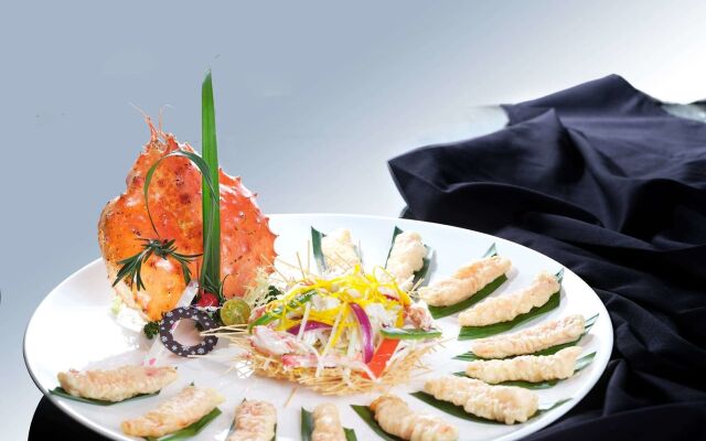 Wyndham Grand Plaza Royale Shuangyue Bay