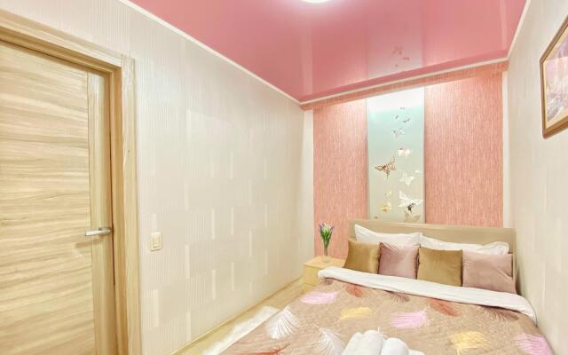 Comfort Apartment on Sverdlov St. 90