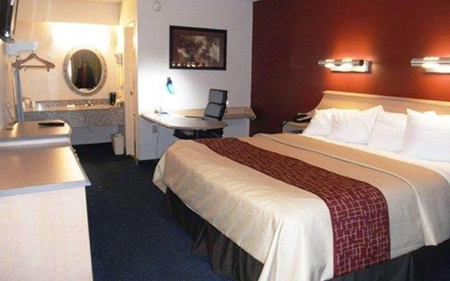 Rodeway Inn Fort Wayne Hotel