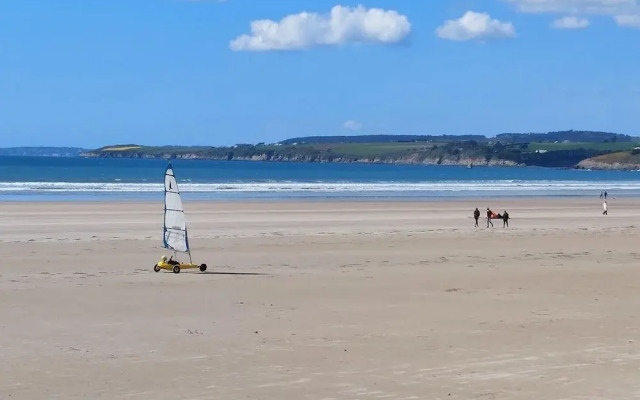 Holiday Home With sea Views, St. Nic