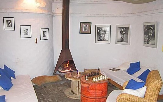 Alternative Space B & B