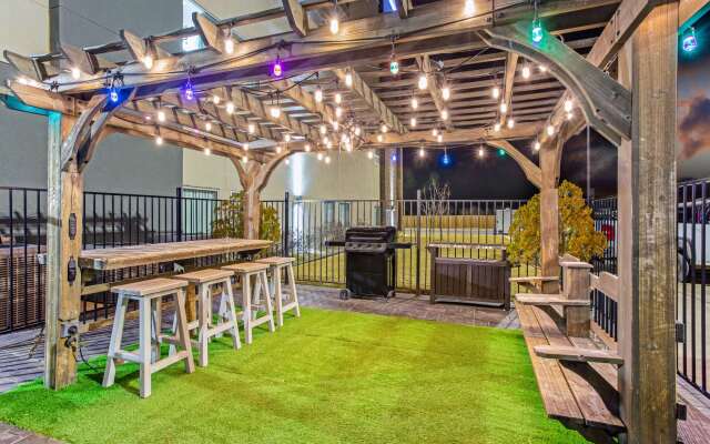 La Quinta Inn & Suites by Wyndham Sweetwater East