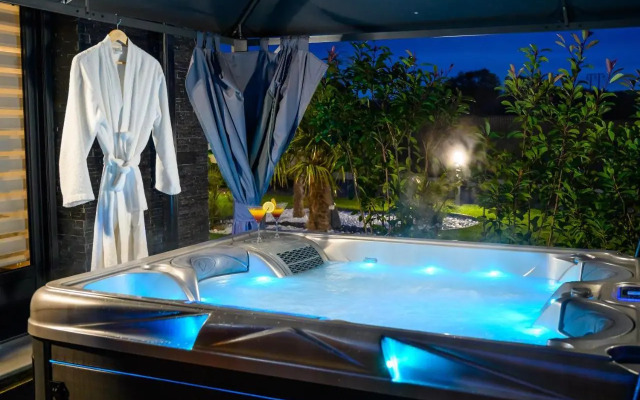 TOPAZE Nuitée Romantique avec Jacuzzi