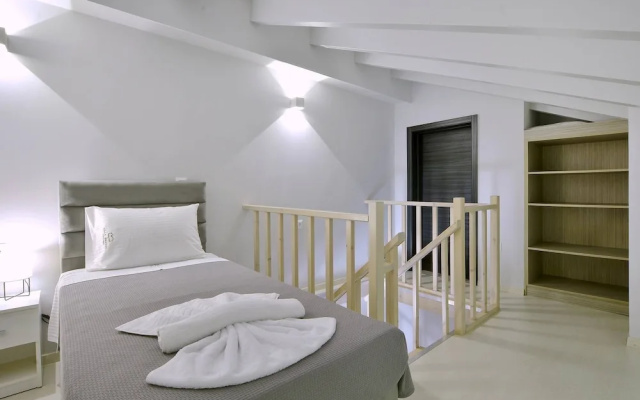 Villa Bratou Ignis Sleeps 6 With Parking