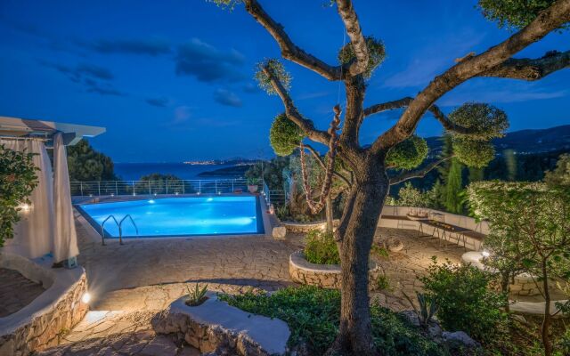 Askos Villa
