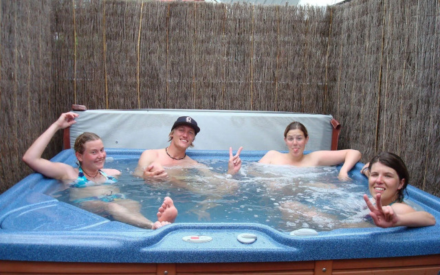 Noah's Ark Backpackers