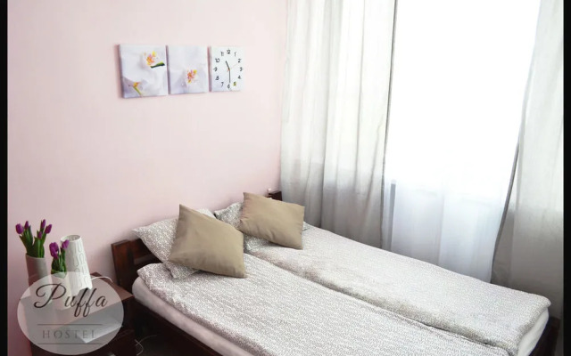 ZiZi Central Hostel