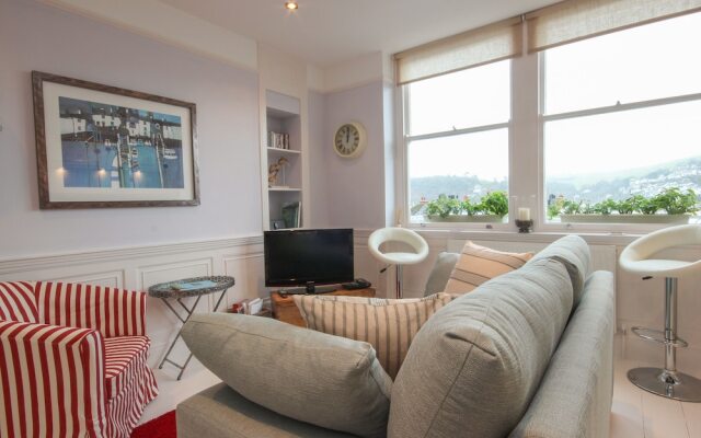 32 Newcomen Road (Flat 1)
