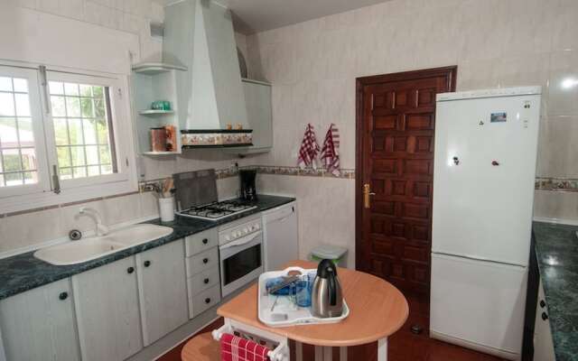 Splendid Villa in Almogía With Private Swimming Pool