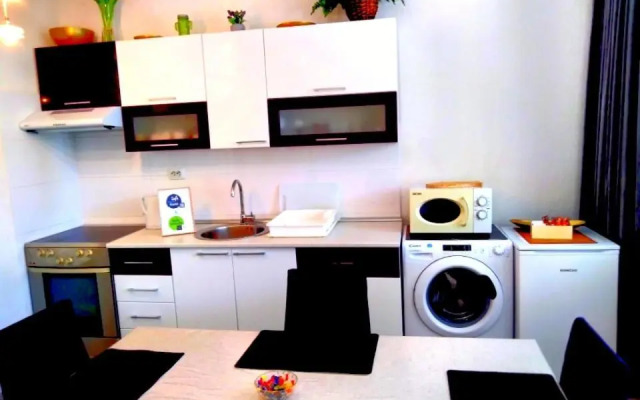 Apartment Suzana 2Br Split With Balcony
