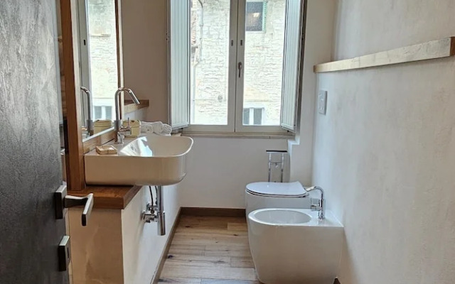 Rocca Contrada relais