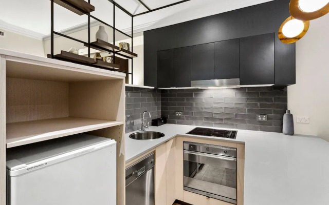 Kozyguru | Sydney Cbd | Stylish Studio