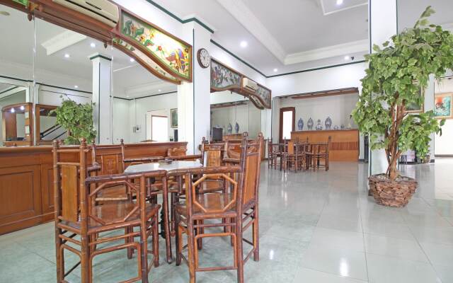 RedDoorz near XT Square Yogyakarta