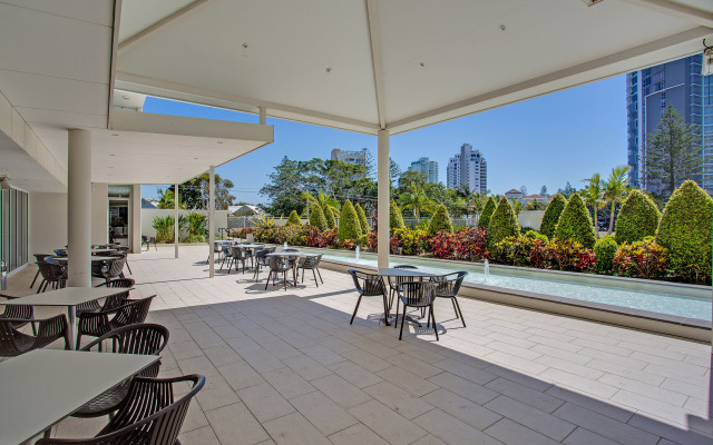 Mantra Twin Towns Resort