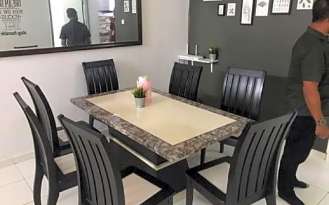 OYO Home 90359 Homestay Bandar Putra 2