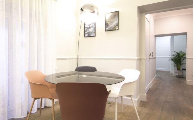 Travel&Stay - Holidays Suites Navona