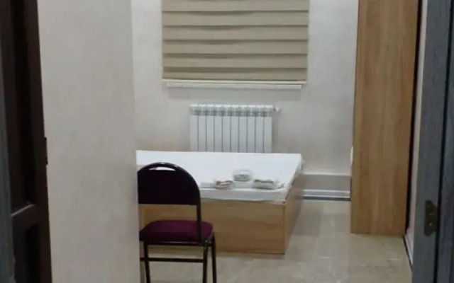Leon Hotel