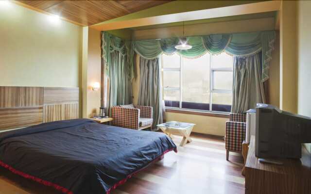 ADB Rooms Hotel Silver Star