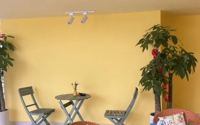 Qingmai Homestay – Hotel Rooms – Dehong