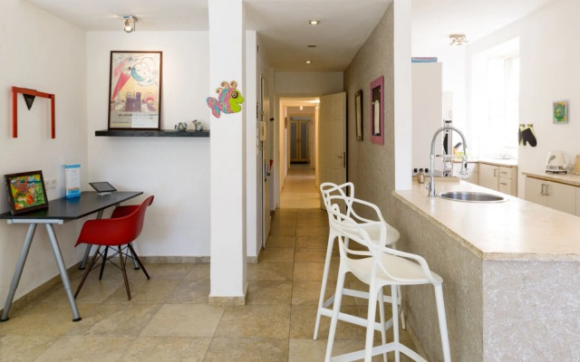 Spacious Penthouse Hilton Beach