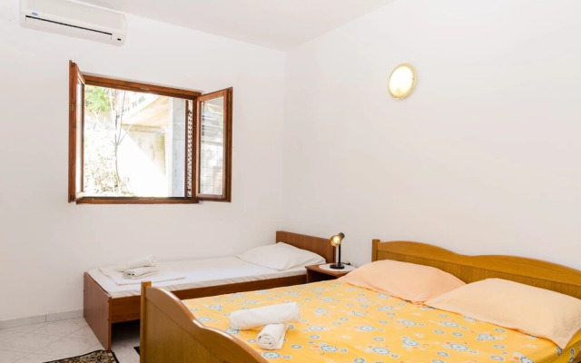 Guest House Sobra