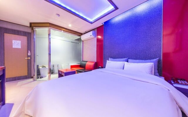SOL Hotel