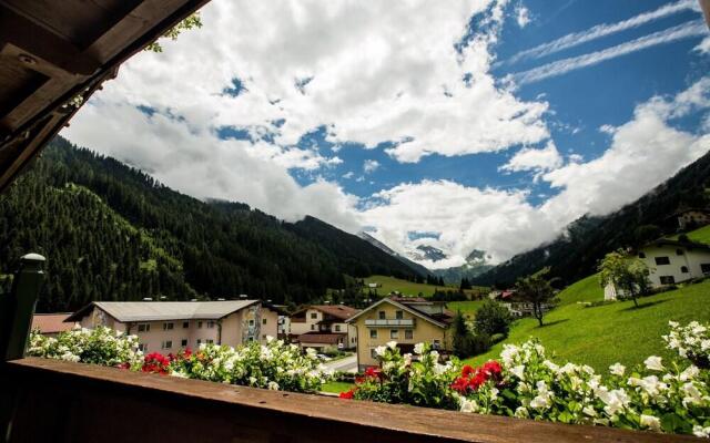 Hotel Höhlenstein